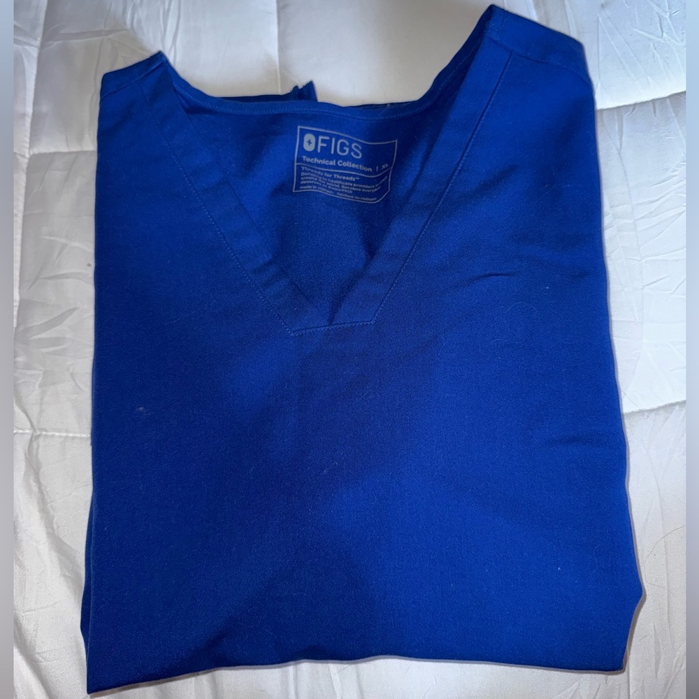 Figs Scrub Top